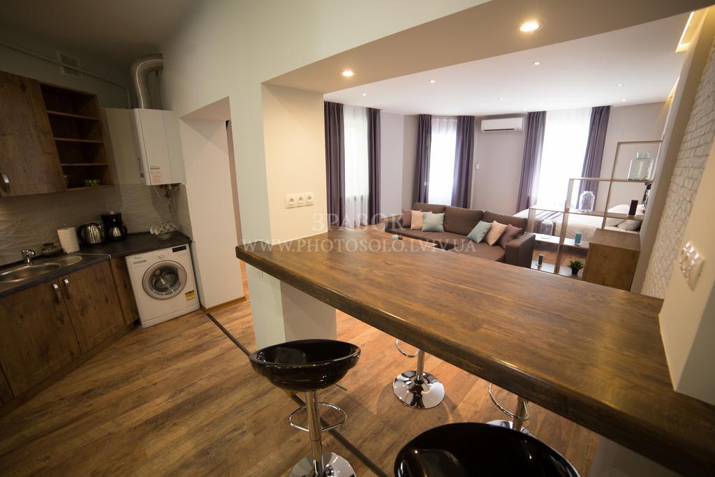 Foxy Lviv Apartamento Exterior foto